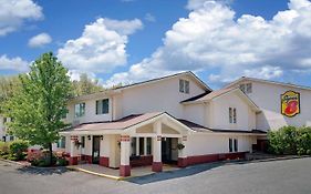 Super 8 By Wyndham Newburgh/West Point Stewart Intl Airport